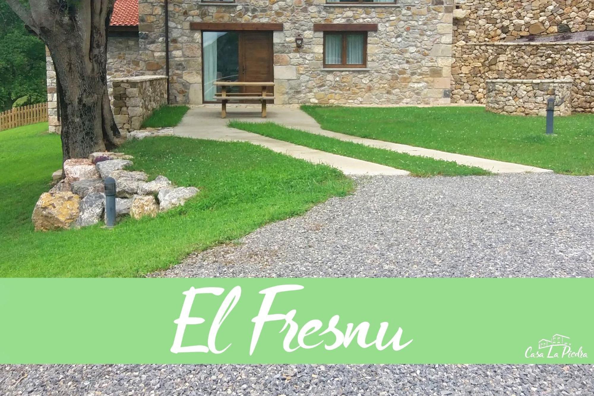 Apartamentos Rurales Casa La Piedra Collía エクステリア 写真