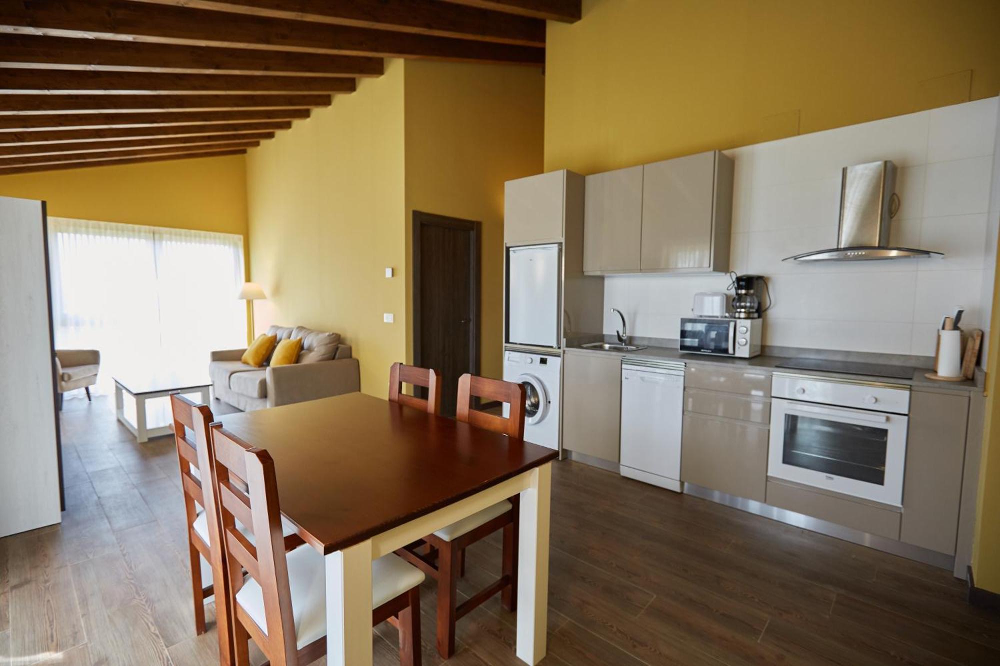 Apartamentos Rurales Casa La Piedra Collía エクステリア 写真