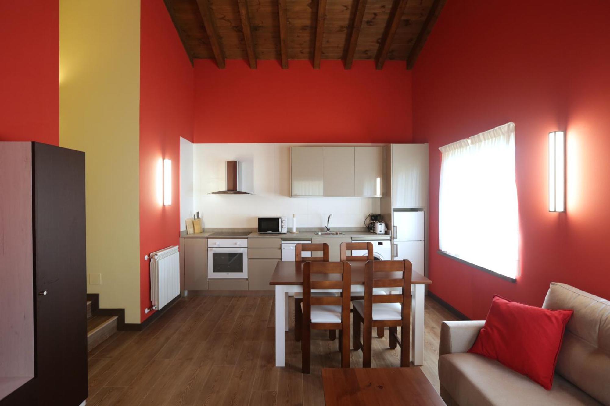 Apartamentos Rurales Casa La Piedra Collía エクステリア 写真