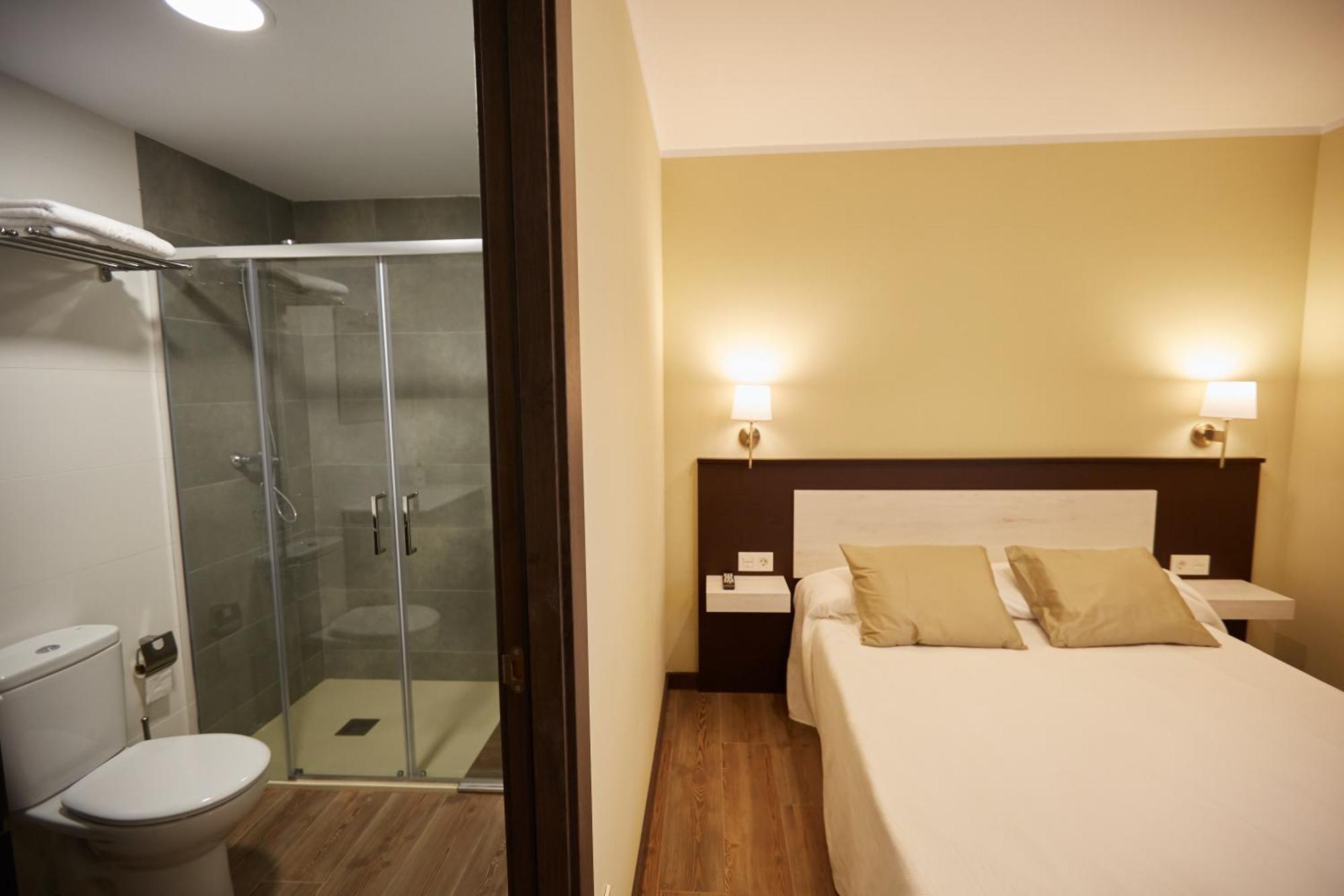 Apartamentos Rurales Casa La Piedra Collía エクステリア 写真